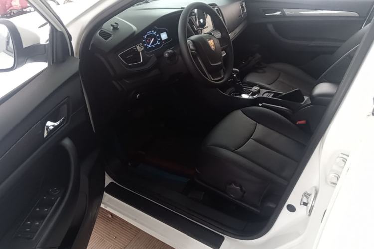 Used Roewe 360 2017 1.5L Automatic Luxury Edition Driver Seat