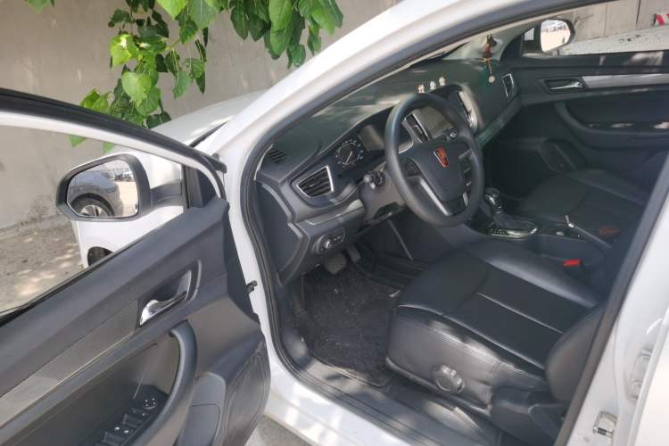 Used Roewe 360 2017 1.5L Automatic Luxury Edition Driver Seat