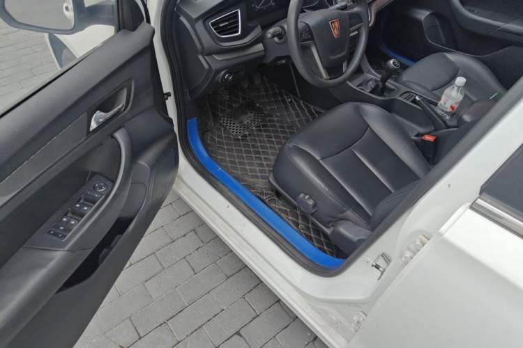 Used Roewe 360 2017 1.5L Manual Luxury Edition Driver Seat