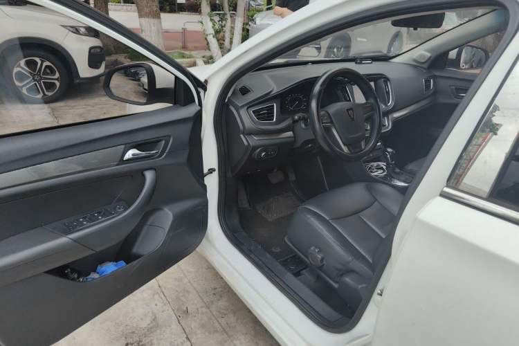 Used Roewe 360 2017 1.5L Automatic Luxury Edition Driver Seat