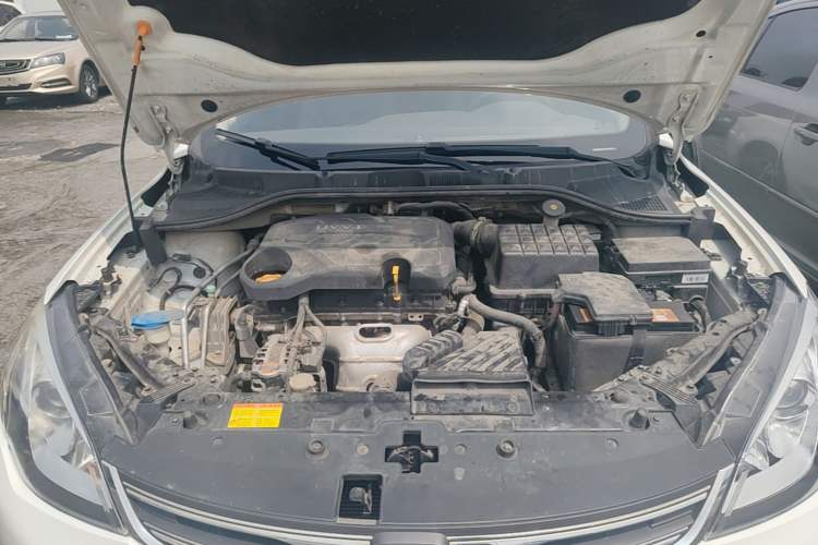 Used Roewe 360 2017 1.5L Automatic Luxury Edition Engine Bay