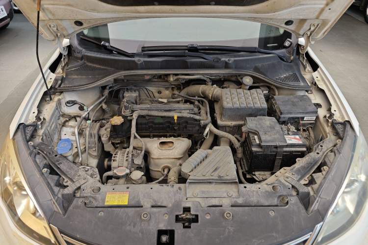 Used Roewe 360 2017 1.5L Automatic Smart Screen Version Engine Bay