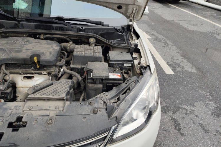 Used Roewe 360 2017 1.5L Manual Luxury Edition Engine Bay Left