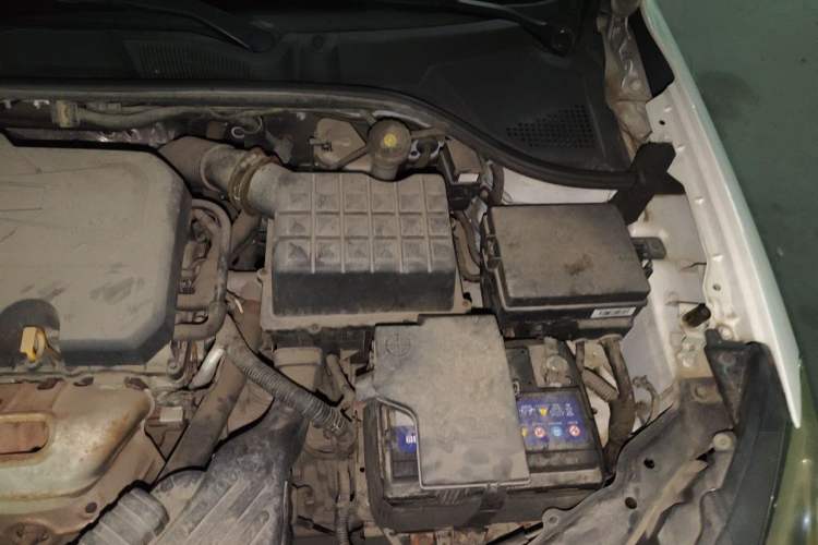 Used Roewe 360 2017 1.5L Automatic Luxury Edition Engine Bay Left