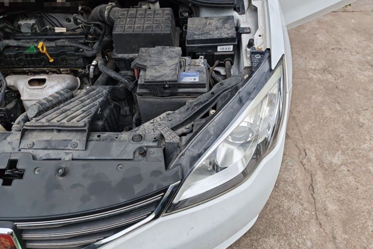Used Roewe 360 2017 1.5L Automatic Smart Screen Version Engine Bay Left