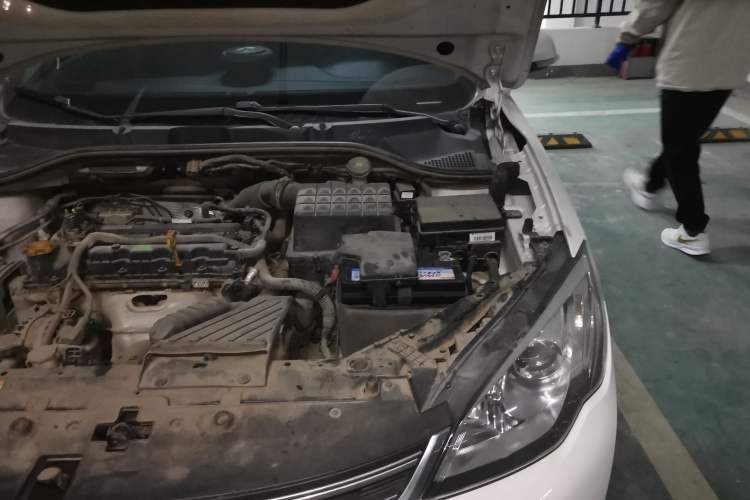 Used Roewe 360 2017 1.5L Automatic Smart Screen Version Engine Bay Left