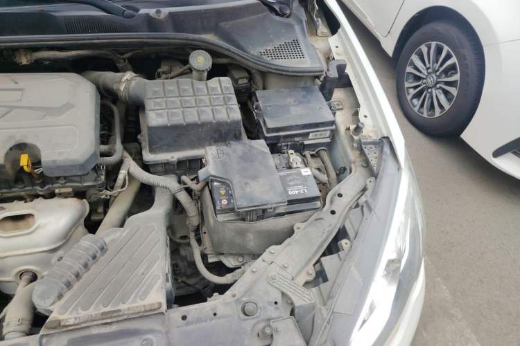Used Roewe 360 2017 1.5L Automatic Luxury Edition Engine Bay Left
