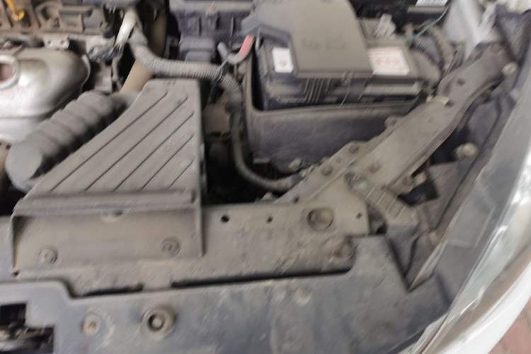 Used Roewe 360 2017 1.5L Automatic Smart Screen Version Engine Bay Left