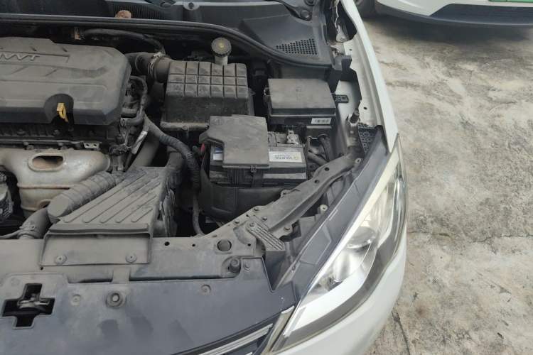 Used Roewe 360 2017 1.5L Automatic Luxury Edition Engine Bay Left