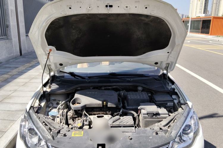 Used Roewe 360 2017 1.5L Automatic Luxury Edition Engine Bay