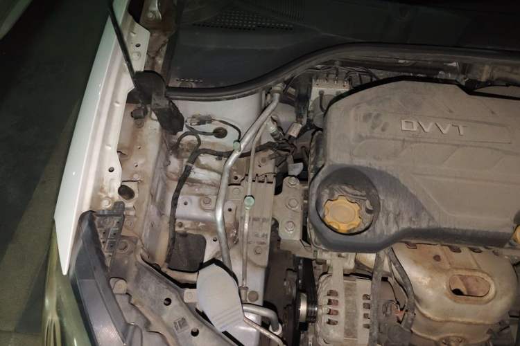 Used Roewe 360 2017 1.5L Automatic Luxury Edition Engine Bay Right