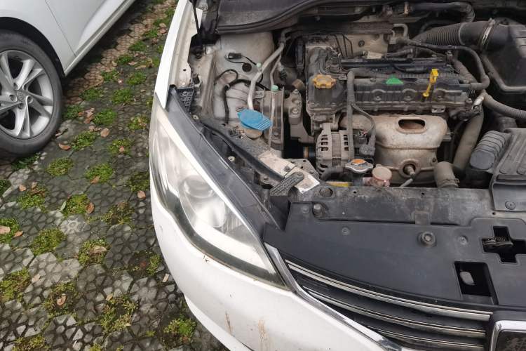 Used Roewe 360 2017 1.5L Manual Smart Screen Version Engine Bay Right