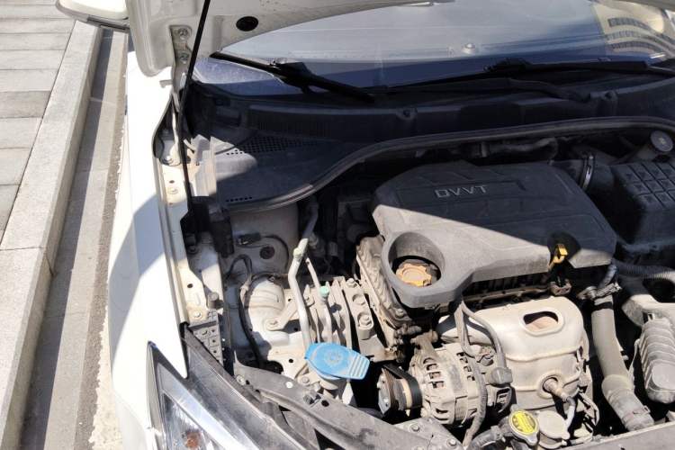 Used Roewe 360 2017 1.5L Automatic Luxury Edition Engine Bay Right