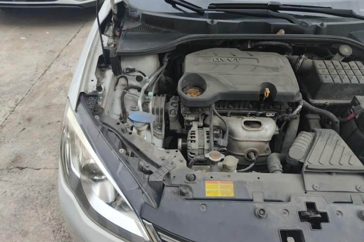 Used Roewe 360 2017 1.5L Automatic Luxury Edition Engine Bay Right