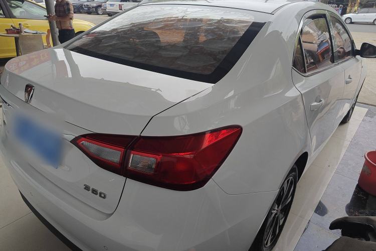 Used Roewe 360 2017 1.5L Automatic Luxury Edition Exterior 3
