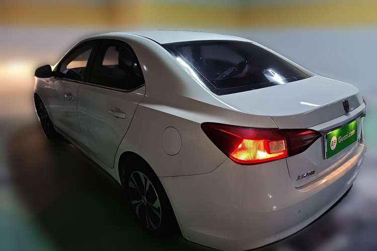 Used Roewe 360 2017 1.5L Automatic Luxury Edition Exterior 3