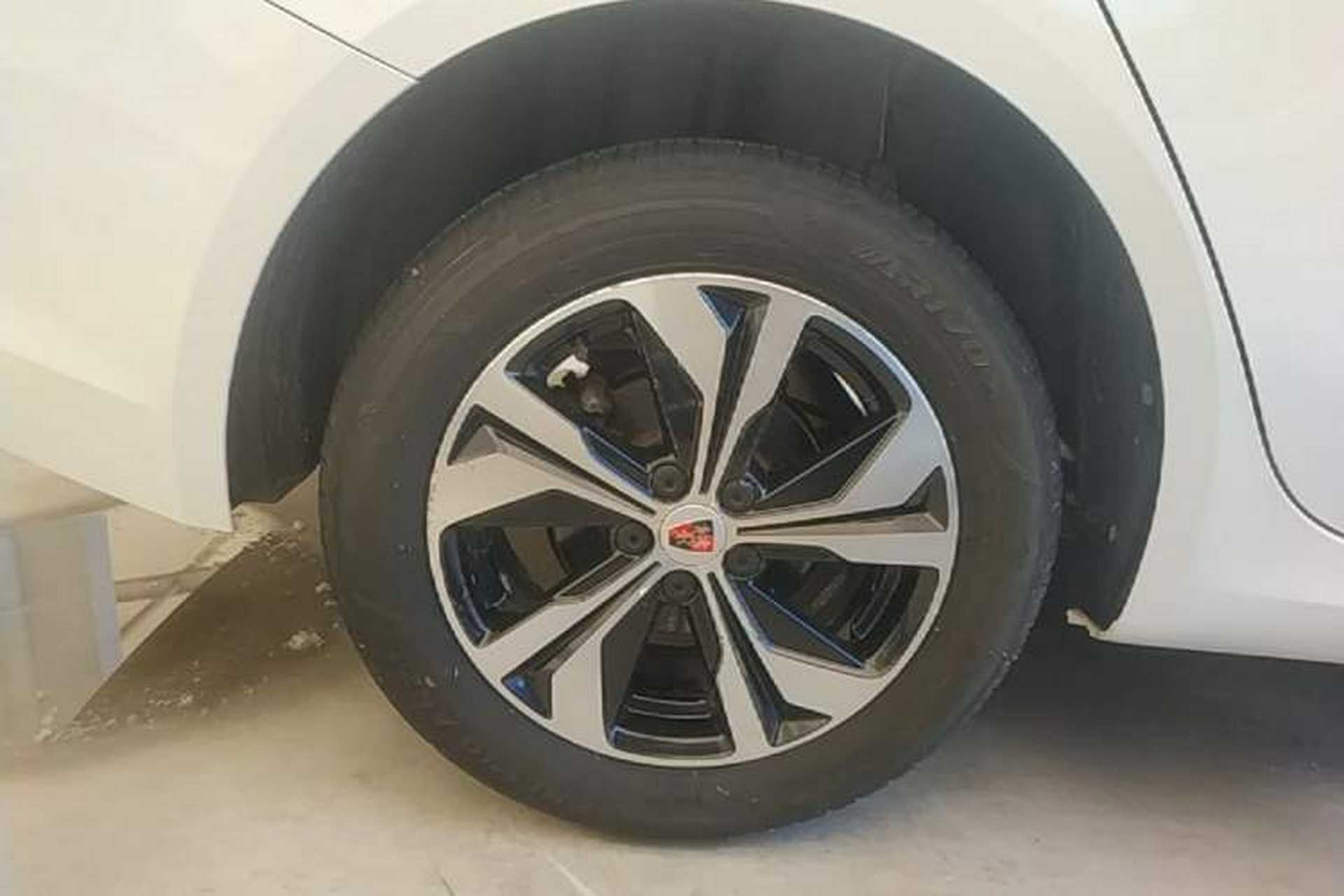 Used Roewe 360 2017 1.5L Automatic Luxury Edition Exterior 5