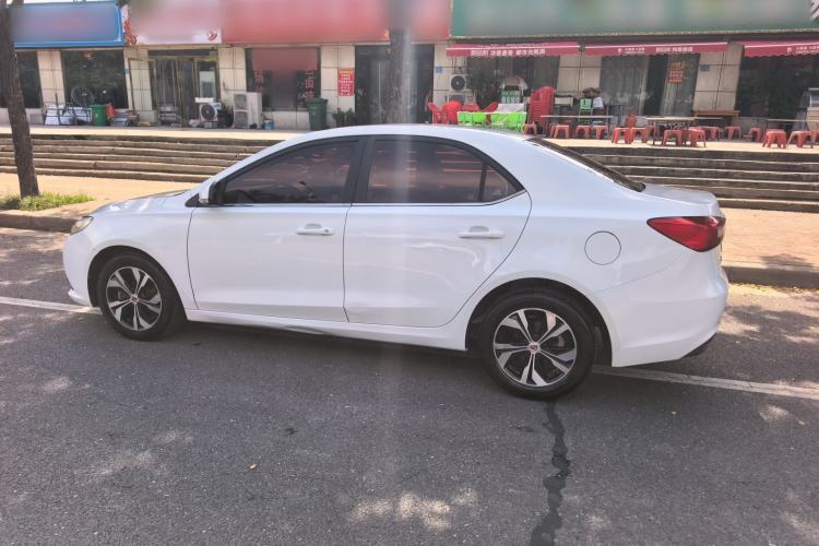 Used Roewe 360 2017 1.5L Automatic Luxury Edition Exterior 5