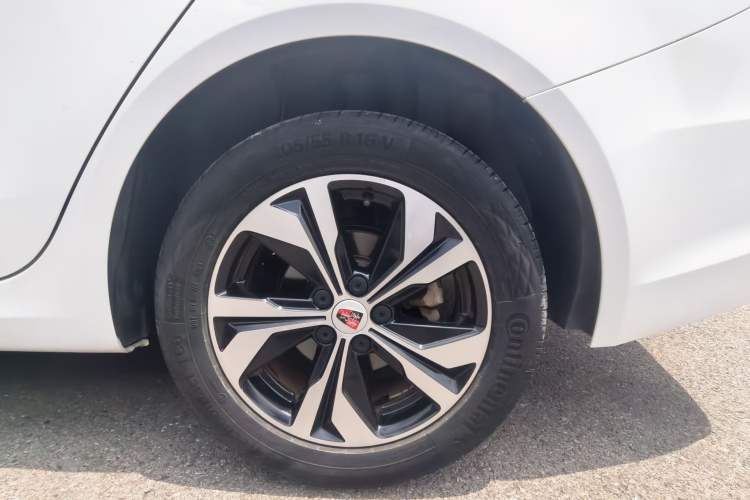 Used Roewe 360 2017 1.5L Automatic Luxury Edition Exterior 7
