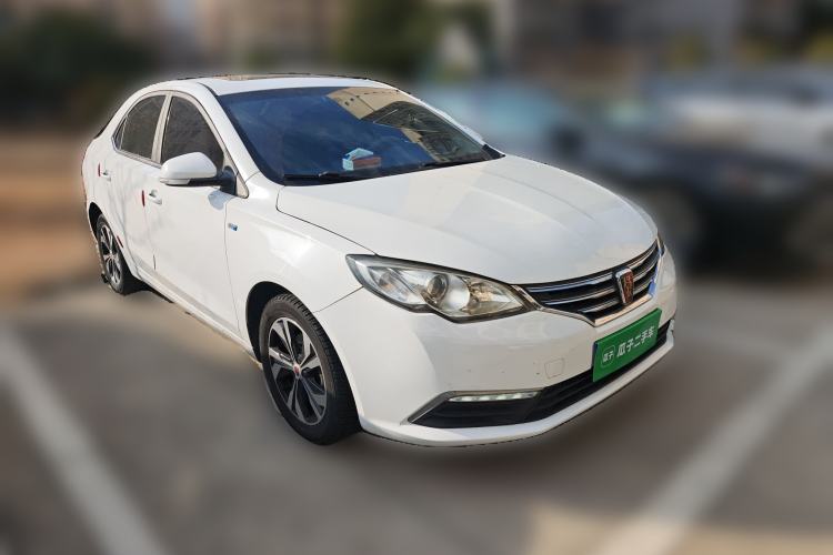 Used Roewe 360 2017 1.5L Manual Luxury Edition Front Right 45 Deg