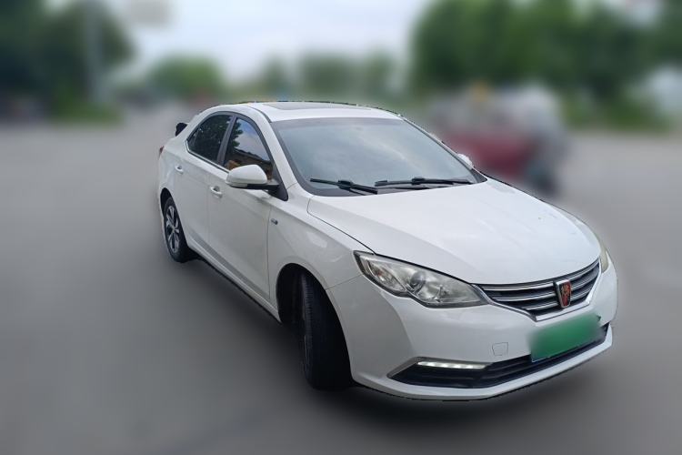 Used Roewe 360 2017 1.5L Automatic Luxury Edition Front Right 45 Deg