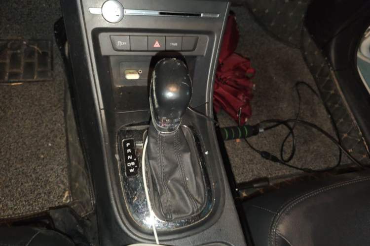 Used Roewe 360 2017 1.5L Automatic Luxury Edition Gear Lever