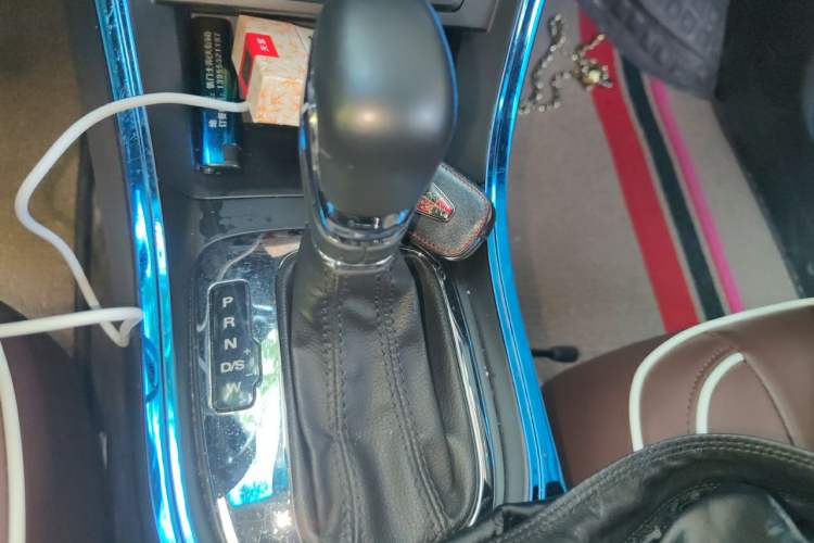 Used Roewe 360 2017 1.5L Automatic Luxury Edition Gear Lever