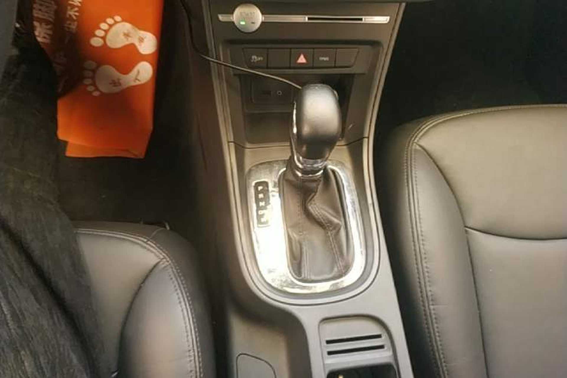 Used Roewe 360 2017 1.5L Automatic Luxury Edition Gear Lever
