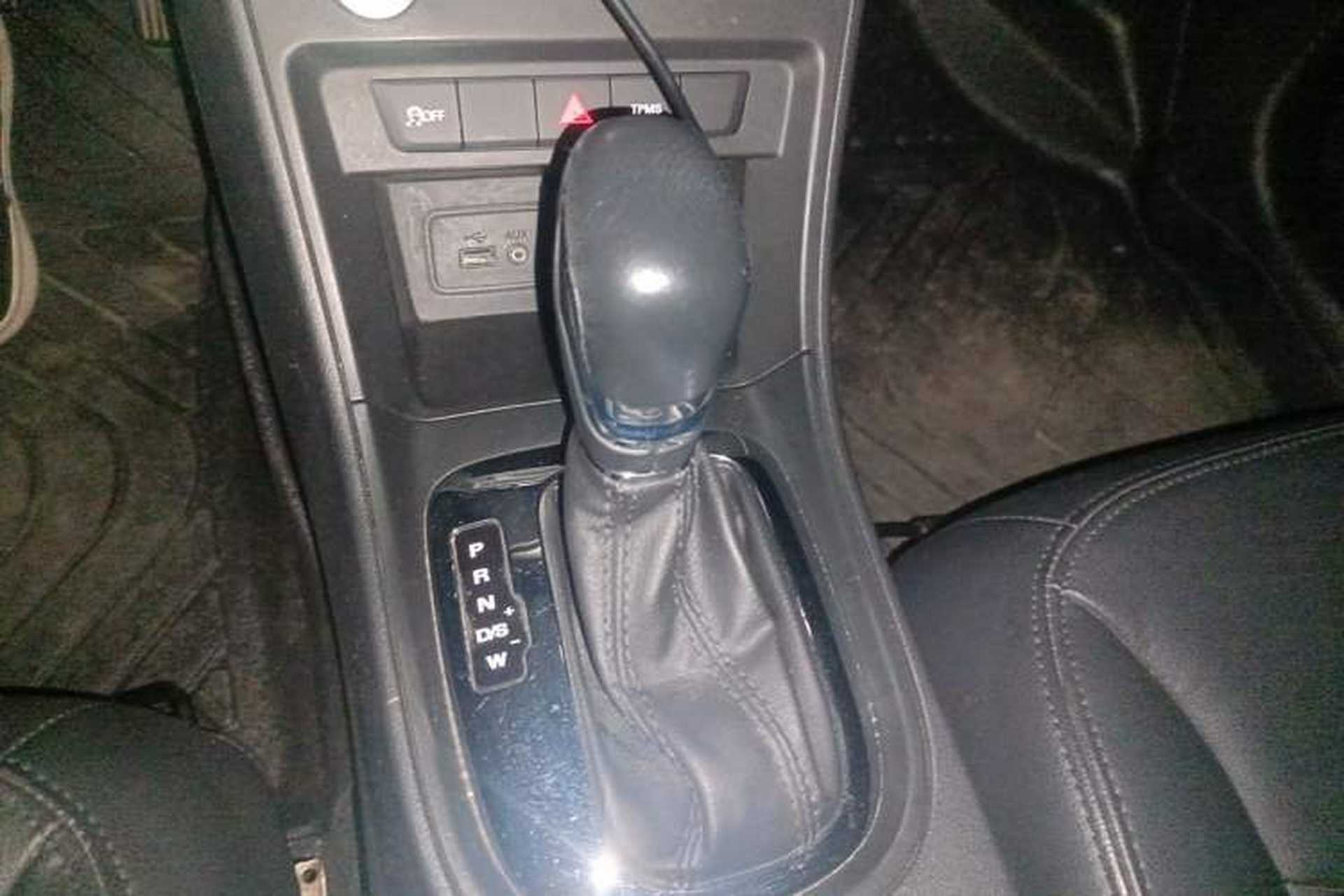 Used Roewe 360 2017 1.5L Automatic Luxury Edition Gear Lever