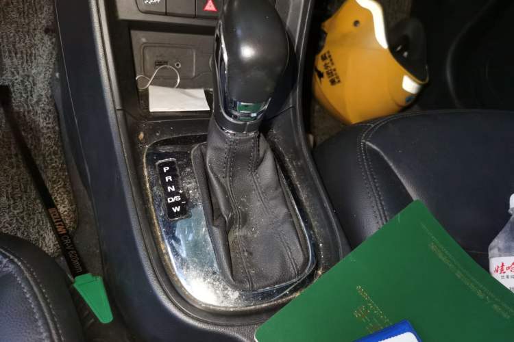 Used Roewe 360 2017 1.5L Automatic Luxury Edition Gear Lever