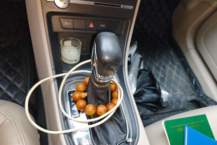 Used Roewe 360 2017 1.5L Automatic Luxury Edition Gear Lever