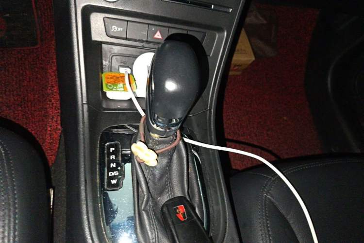 Used Roewe 360 2017 1.5L Automatic Luxury Edition Gear Lever