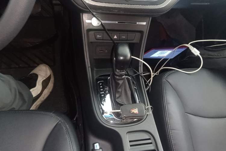 Used Roewe 360 2017 1.5L Automatic Luxury Edition Gear Lever