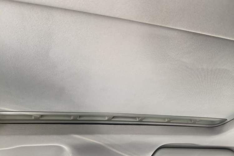 Used Roewe 360 2017 1.5L Automatic Luxury Edition Headliner