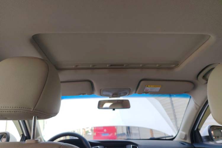 Used Roewe 360 2017 1.5L Automatic Luxury Edition Headliner