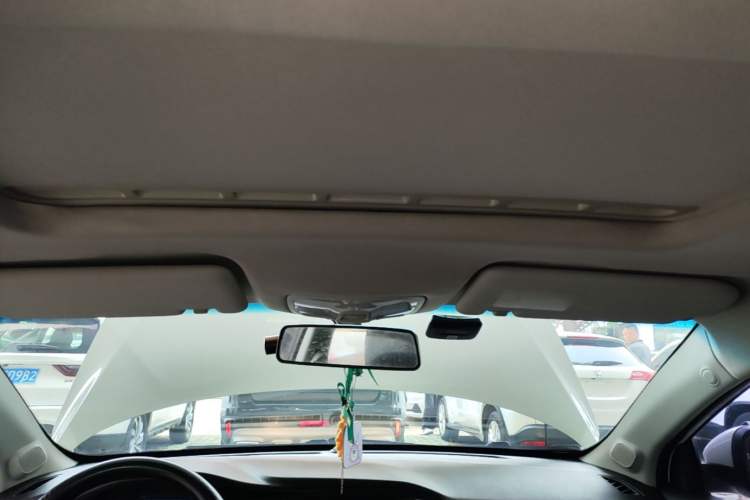 Used Roewe 360 2017 1.5L Automatic Luxury Edition Headliner