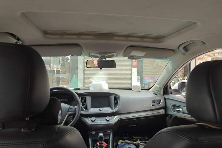 Used Roewe 360 2017 1.5L Automatic Luxury Edition Headliner