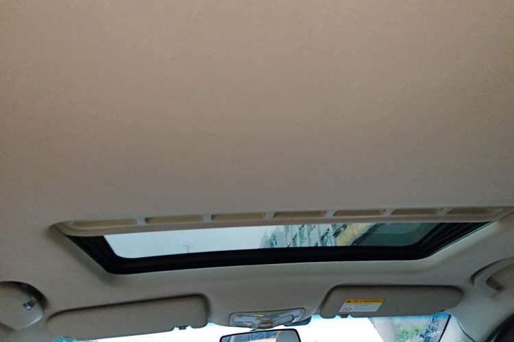 Used Roewe 360 2017 1.5L Automatic Luxury Edition Headliner
