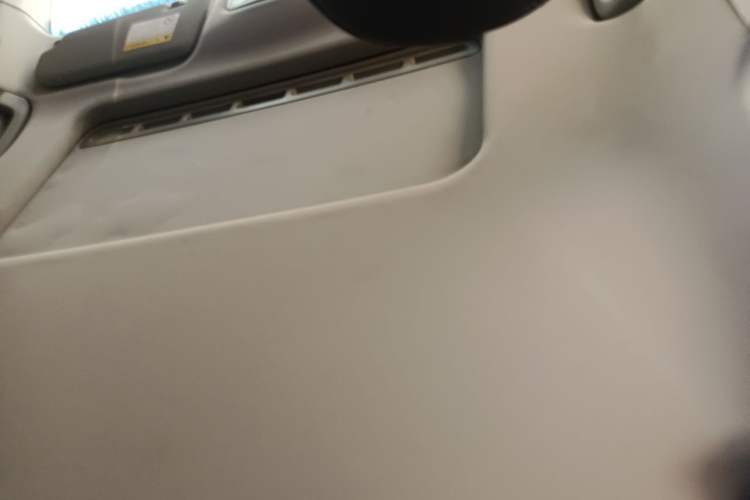 Used Roewe 360 2017 1.5L Automatic Luxury Edition Headliner