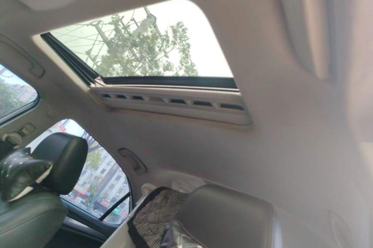 Used Roewe 360 2017 1.5L Automatic Luxury Edition Headliner