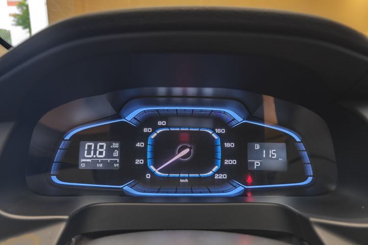 Used Roewe 360 2017 1.5L Automatic Smart Screen Version Instrument Cluster