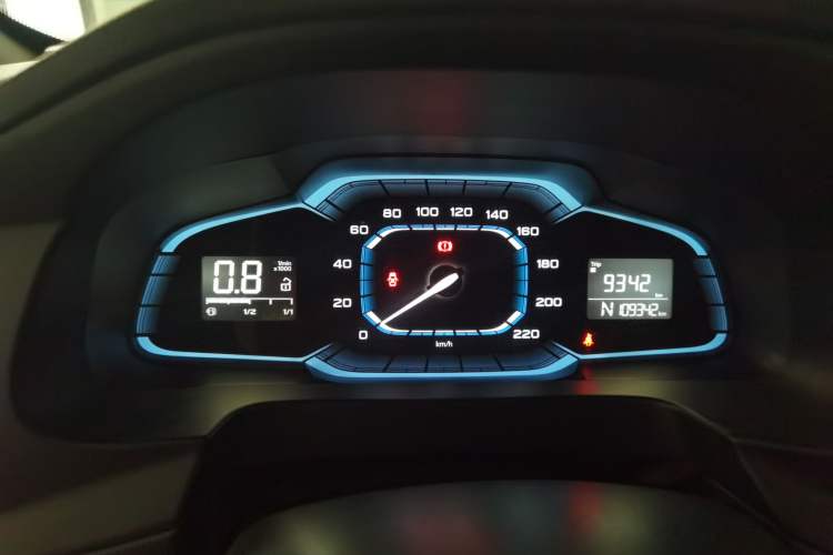 Used Roewe 360 2017 1.5L Automatic Smart Screen Version Instrument Cluster