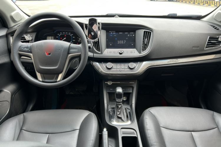 Used Roewe 360 2017 1.5L Automatic Luxury Edition Interior 1