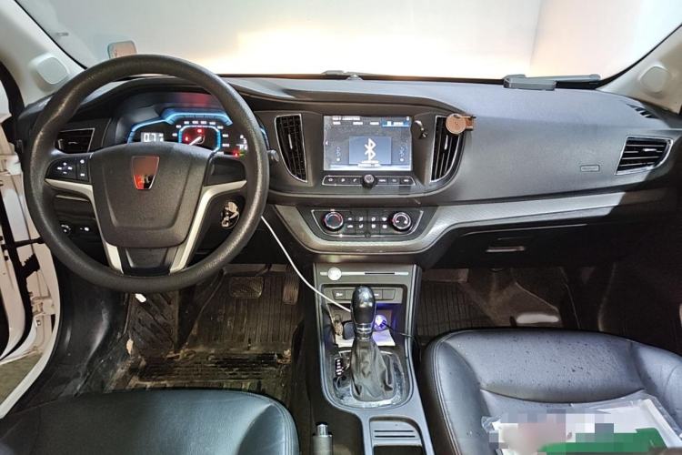 Used Roewe 360 2017 1.5L Automatic Luxury Edition Interior 2