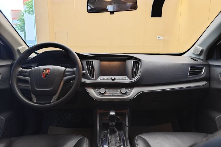 Used Roewe 360 2017 1.5L Automatic Smart Screen Version Interior 5