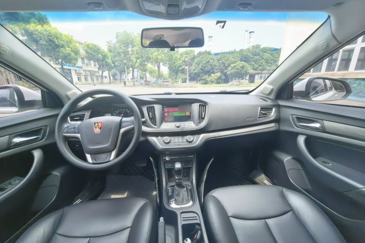 Used Roewe 360 2017 1.5L Automatic Luxury Edition Interior 6