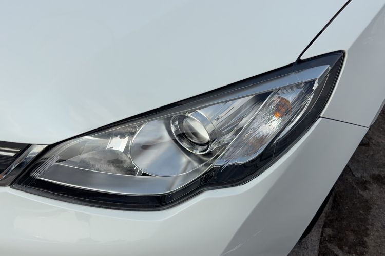 Used Roewe 360 2017 1.5L Automatic Luxury Edition Left Front Headlight