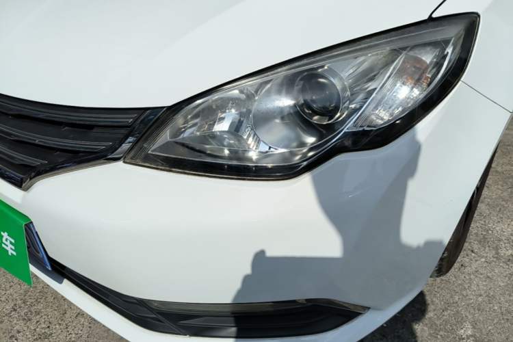 Used Roewe 360 2017 1.5L Automatic Luxury Edition Left Front Headlight