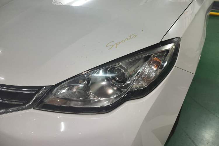 Used Roewe 360 2017 1.5L Automatic Luxury Edition Left Front Headlight