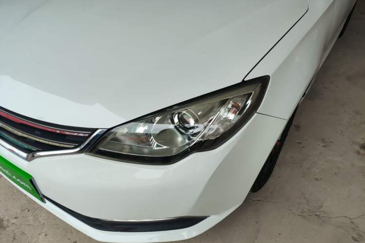 Used Roewe 360 2017 1.5L Automatic Luxury Edition Left Front Headlight